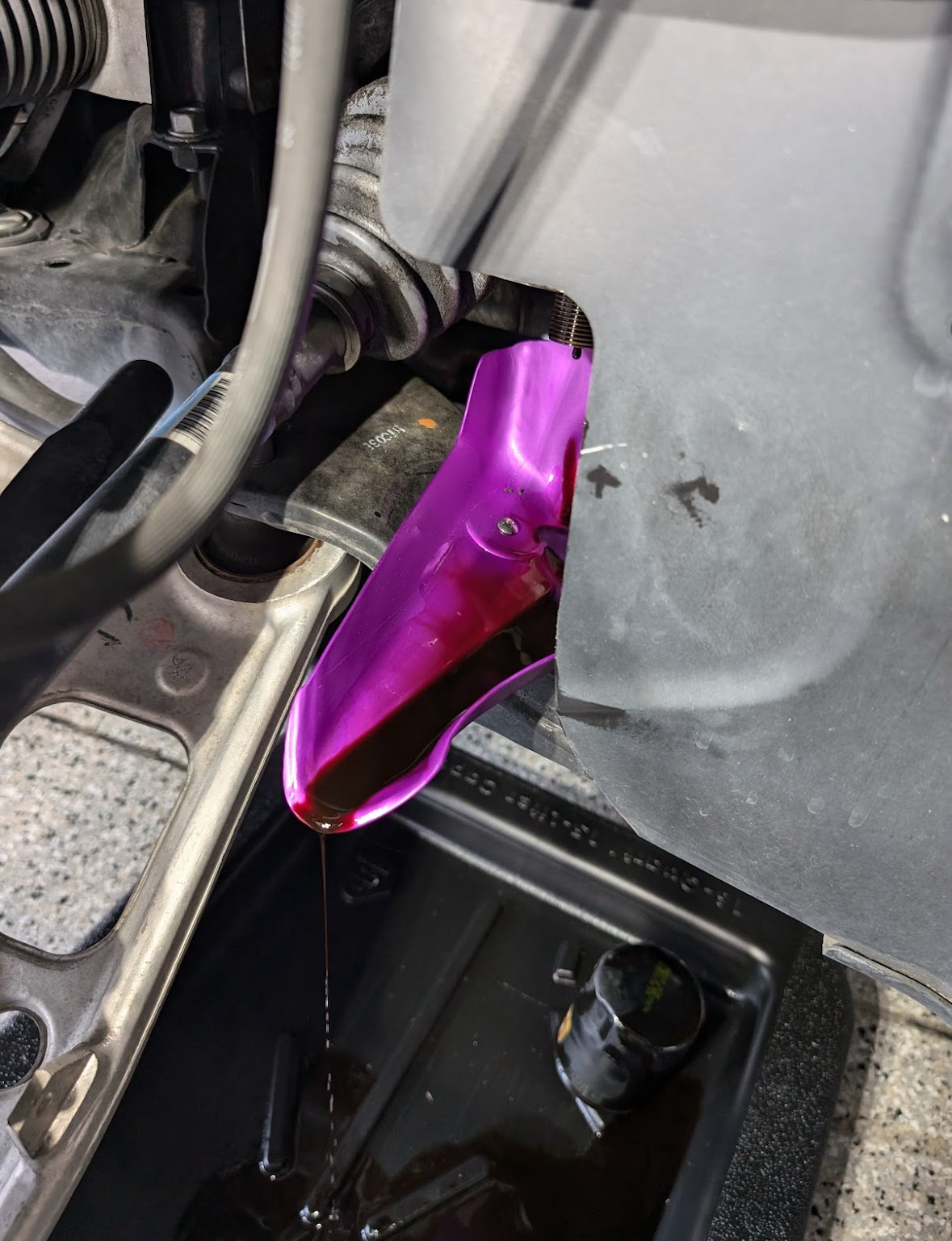 HONDA OEM OIL FILTER DEFLECTOR (Ridgeline Passport Pilot)