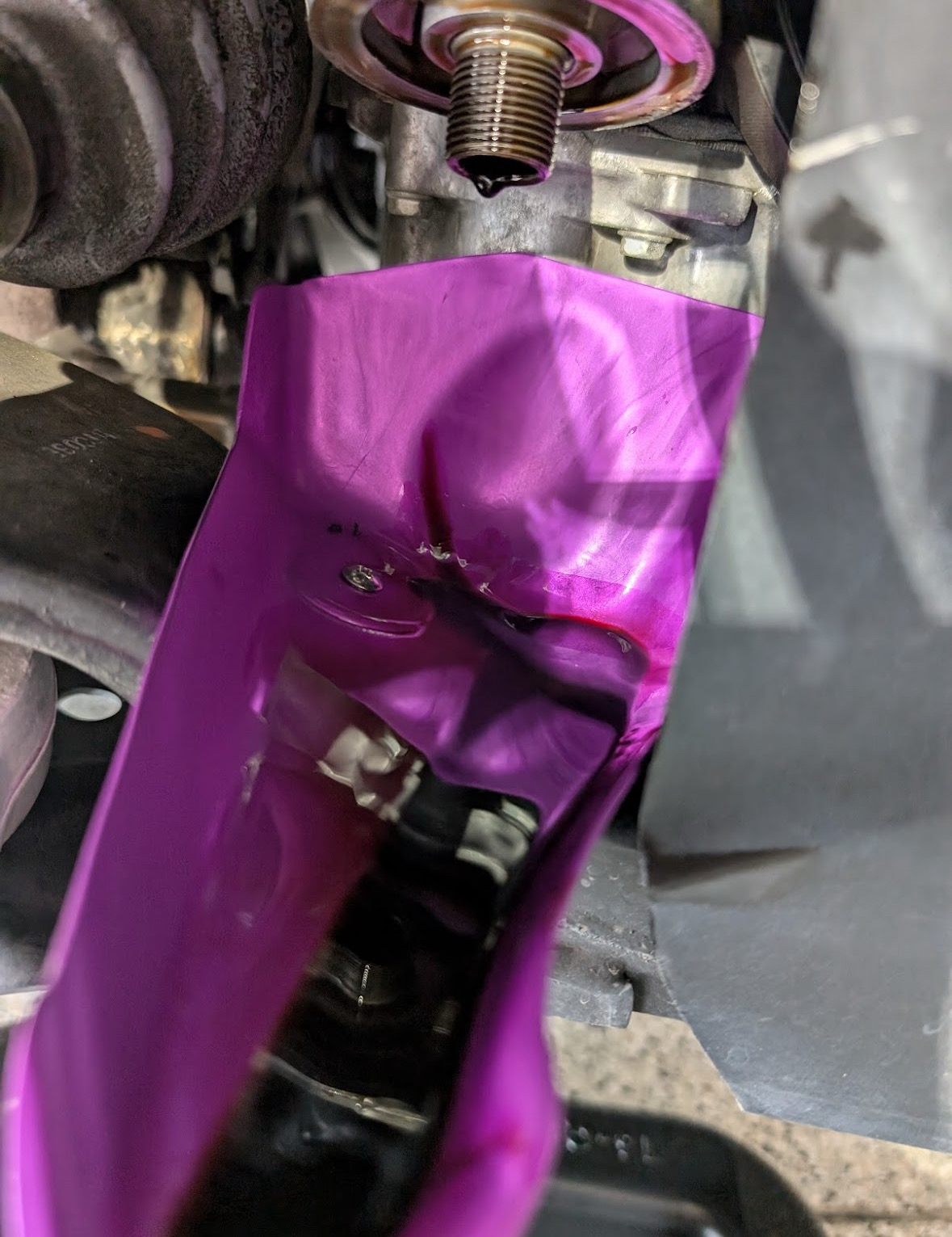 HONDA OEM OIL FILTER DEFLECTOR (Ridgeline Passport Pilot)