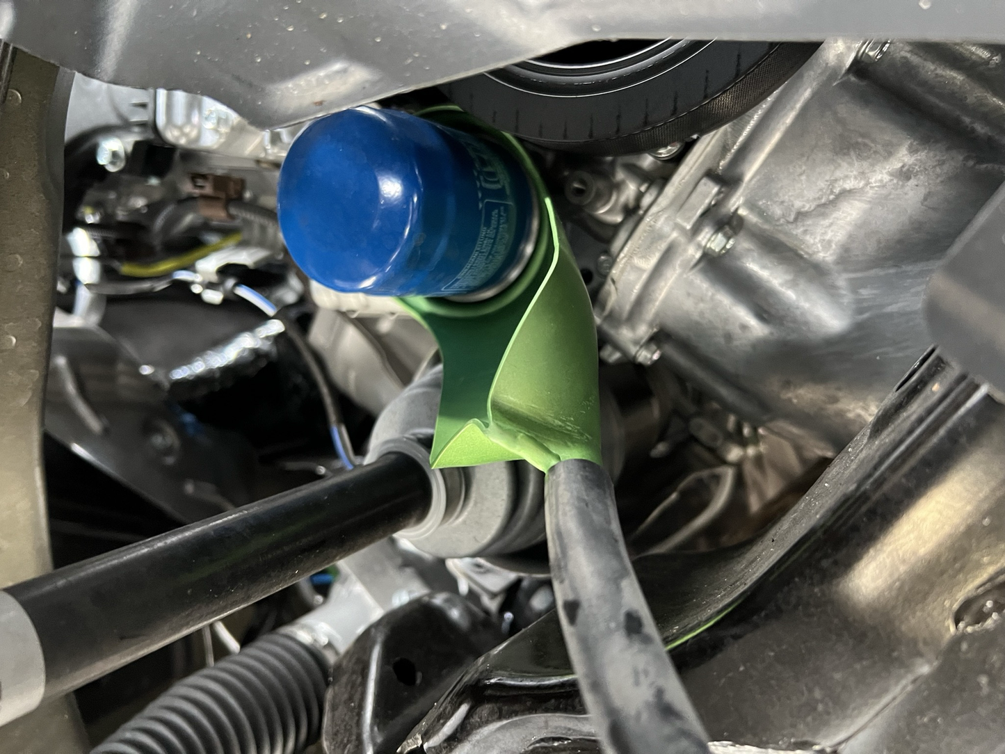 HONDA OEM OIL FILTER DEFLECTOR (Ridgeline Passport Pilot)